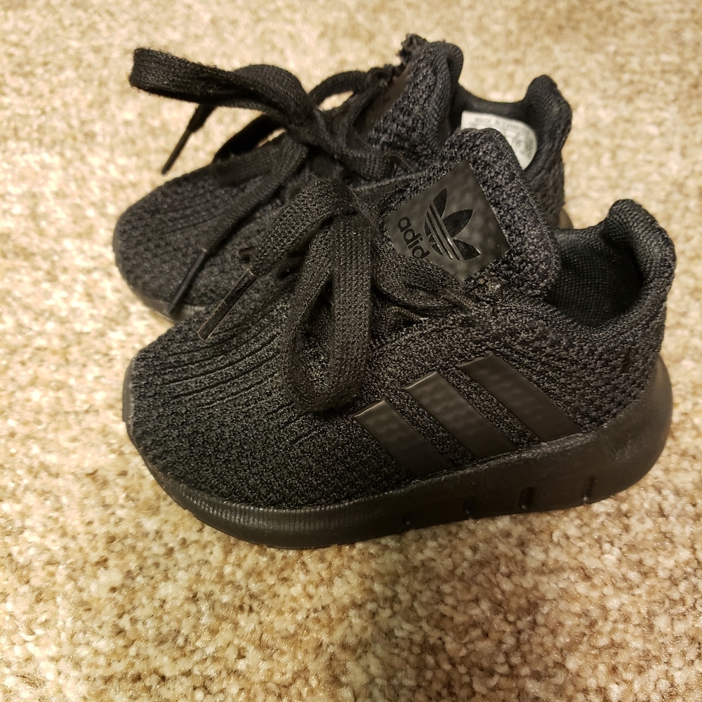 Adidas tubular x 3 stripe all black athletic shoes size 4 in excellent condition - Picture 2 of 7